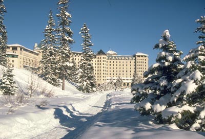 Chateau Lake Louise , Banff , AB